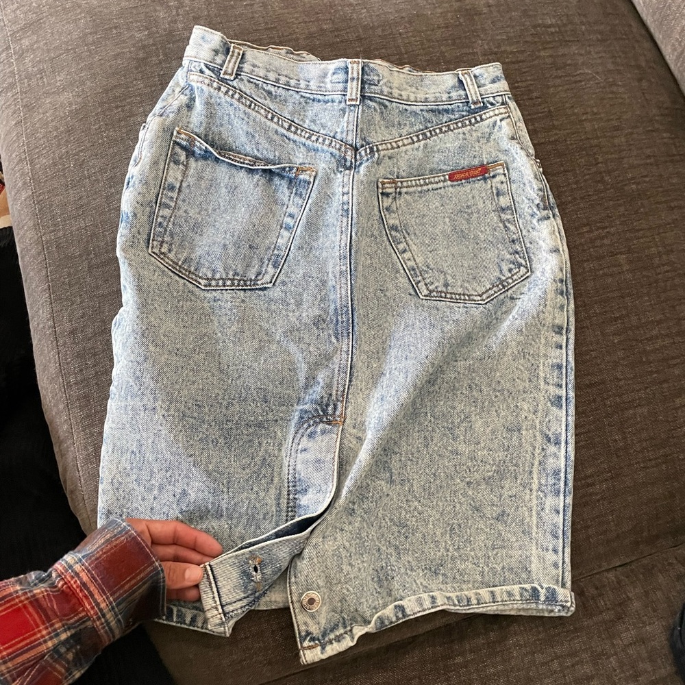 High waisted skirt